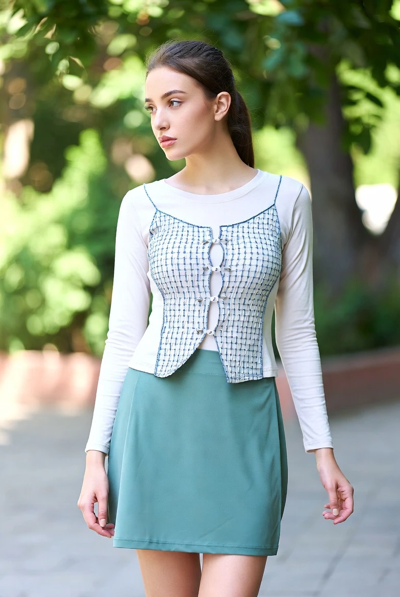 Effortless Elegance: Style This Corset-Overlay + Flared Skirt Look Tod